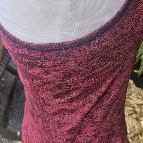 Lululemon Heathered Burgundy Stretch Swiftly Tech Racer Back Tank Top Size M - Picture 4 of 5